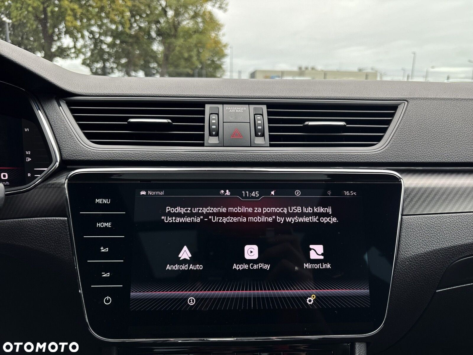 Skoda Superb 2.0 TDI SCR Sportline DSG - 23