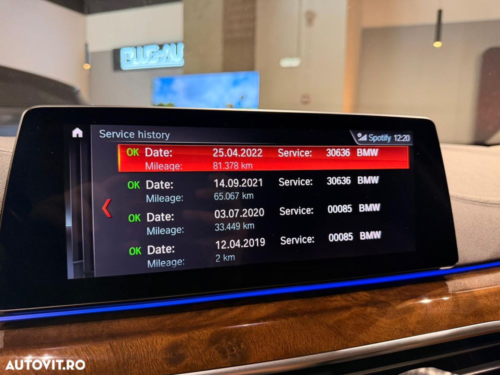 BMW Seria 5 530e Aut. Luxury Line - 39