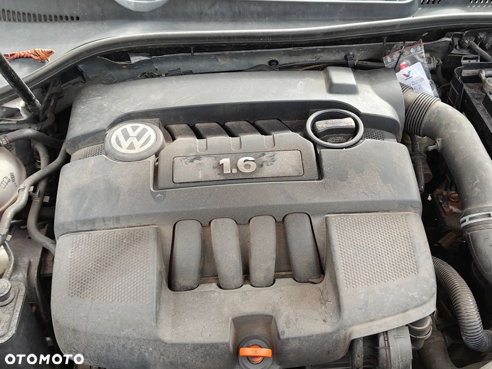 Volkswagen Jetta 1.6 Comfortline - 19