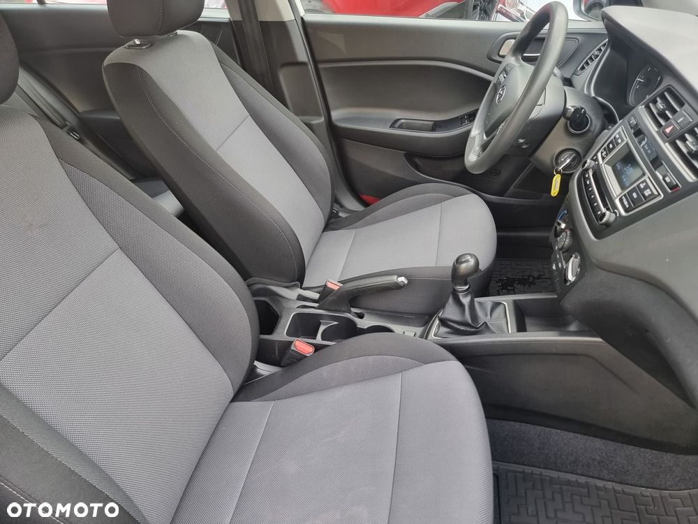 Hyundai i20 1.2 Classic Plus - 21