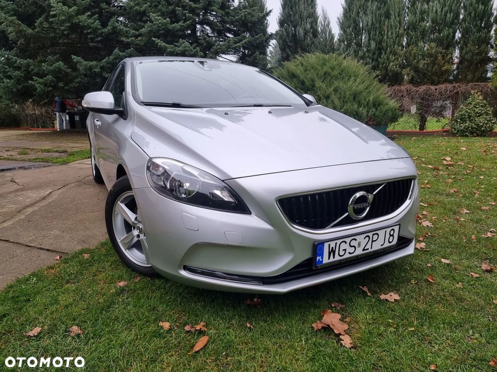Volvo V40 D2 Drive-E Momentum - 31