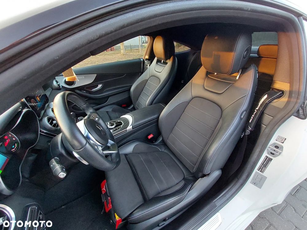 Mercedes-Benz Klasa C 200 4MATIC 9G-TRONIC - 13