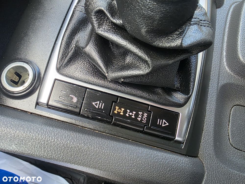 Volkswagen Amarok 2.0 BiTDI 4MOTION Trendline - 27