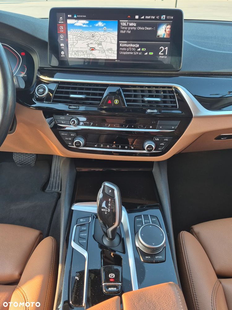 BMW Seria 5 520d Sport Line sport - 10