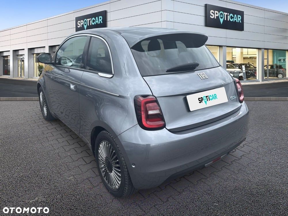 Fiat 500e - 7