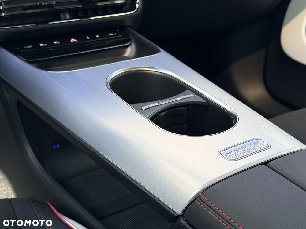 Mercedes-Benz CLA - 15