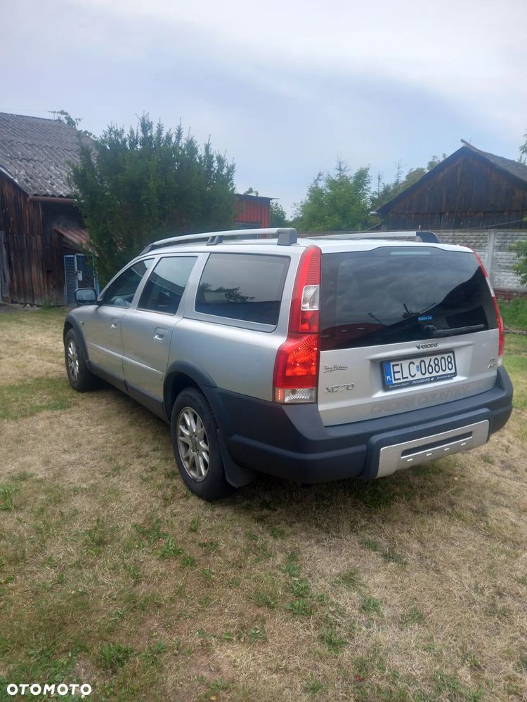 Volvo XC 70 D5 AWD Momentum - 12