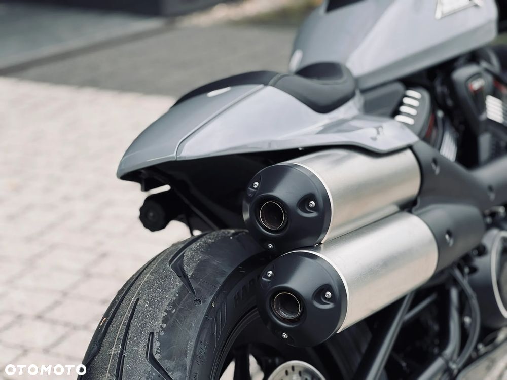 Harley-Davidson Sportster - 9