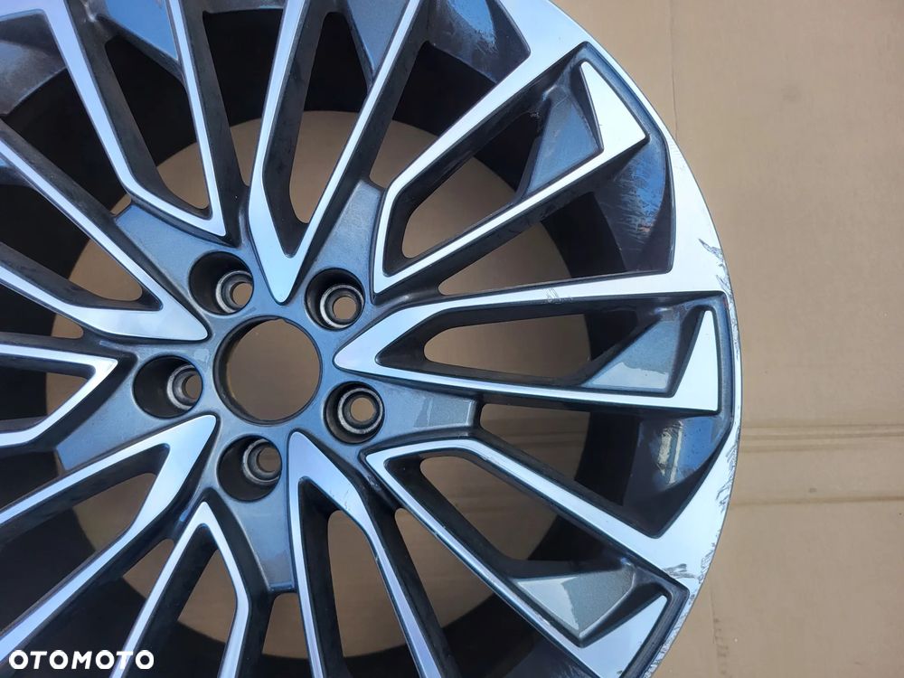 FELGA 8.5X19 5X112 ET40 AUDI 4K0601025BD - 5