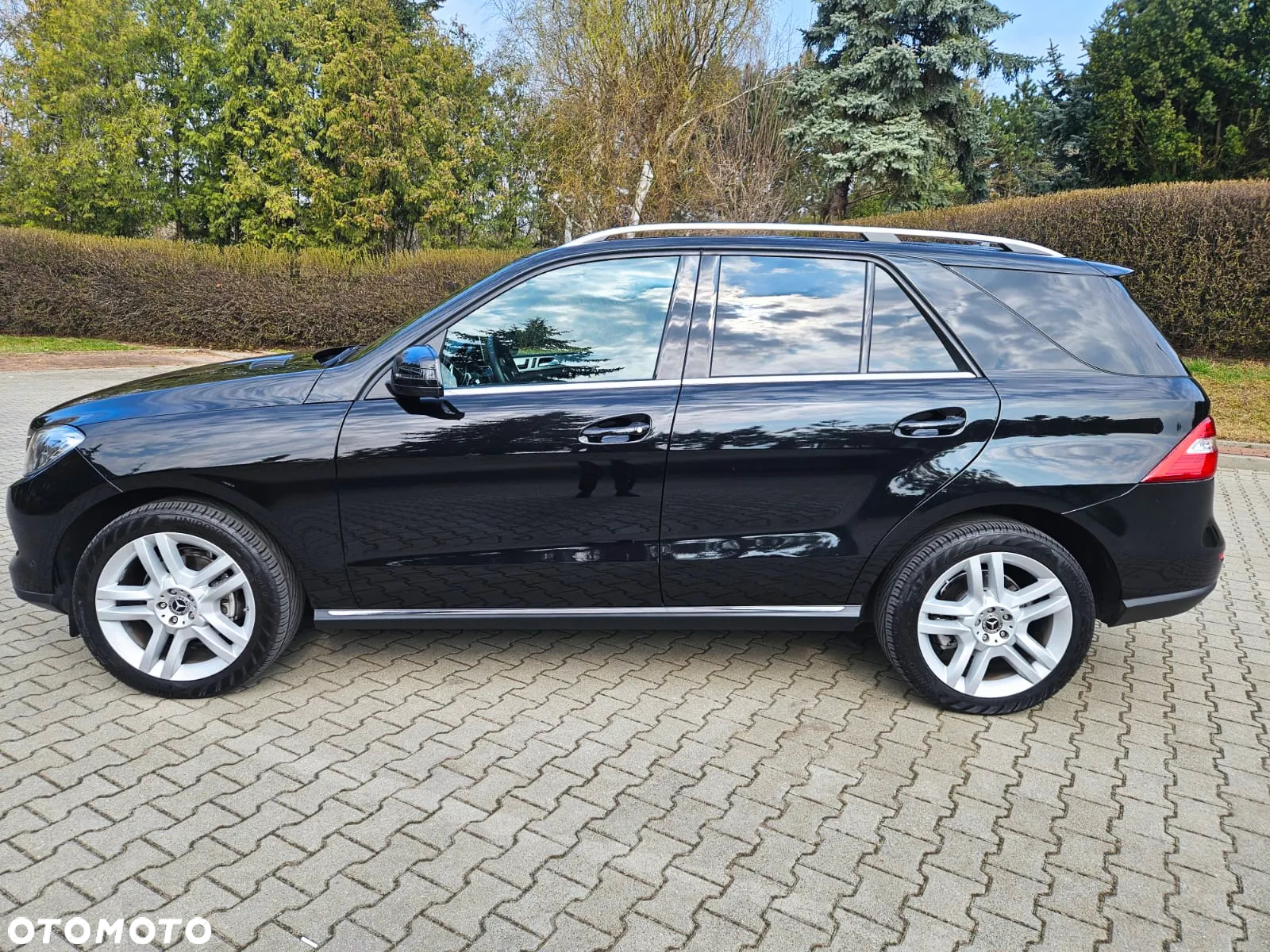 Mercedes-Benz ML 350 BlueTec 4-Matic - 23