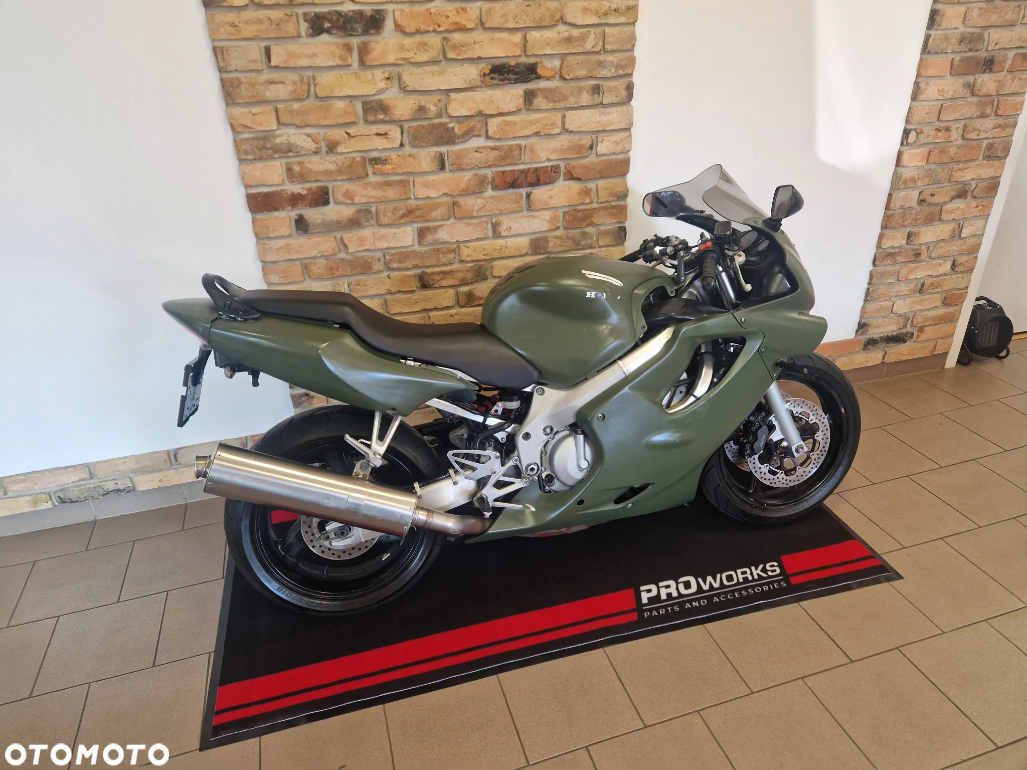 Honda CBR - 11