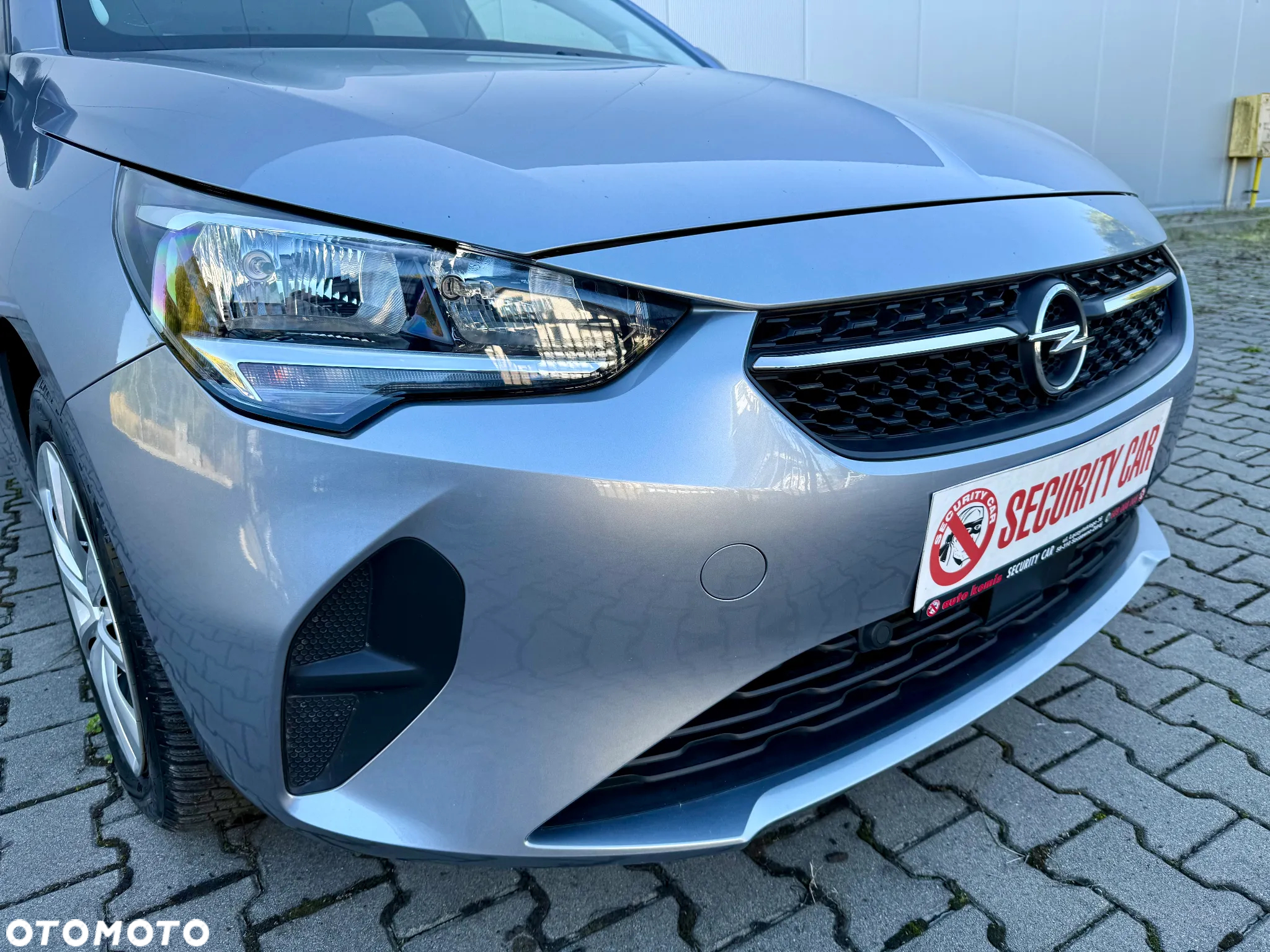 Opel Corsa - 8