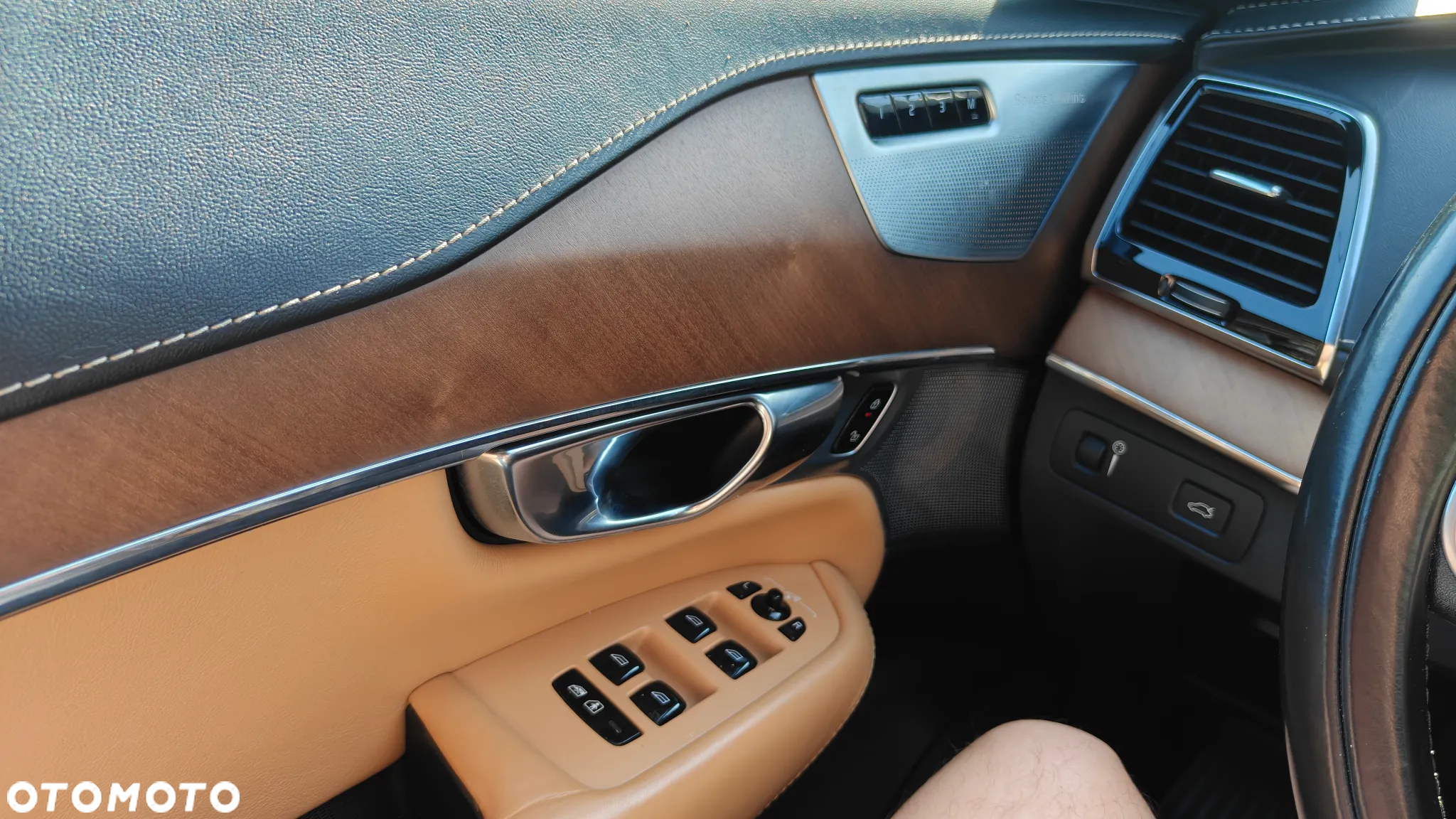 Volvo XC 90 D5 AWD Inscription 7os - 16