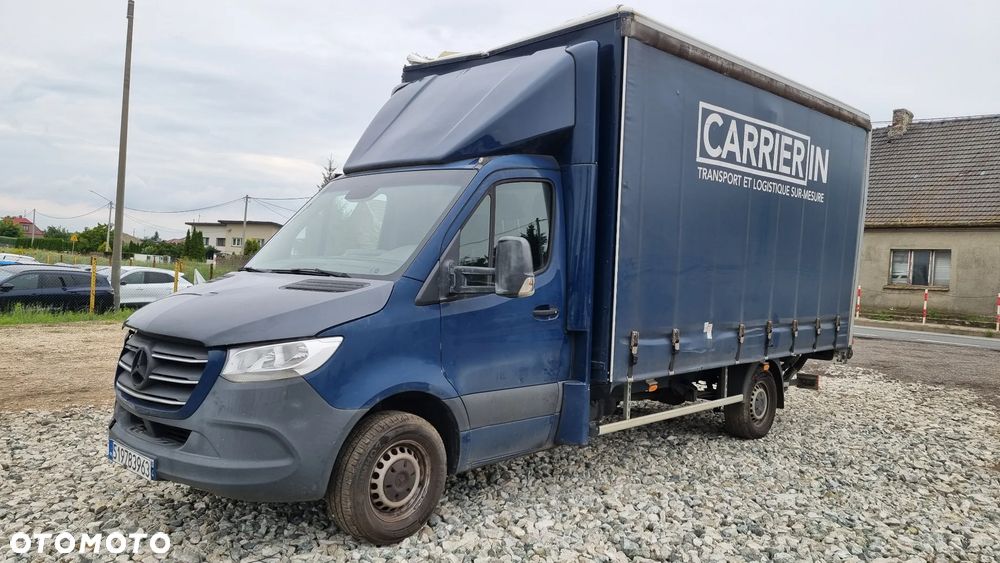 Mercedes-Benz Sprinter - 4