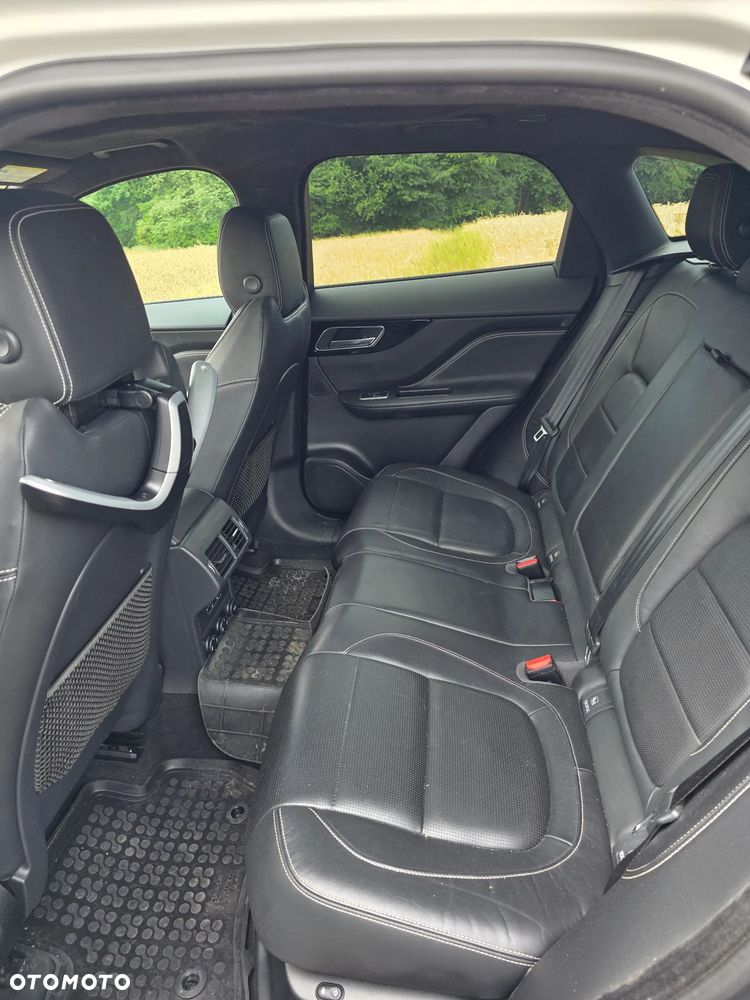 Jaguar F-Pace 3.0 V6 AWD S - 6