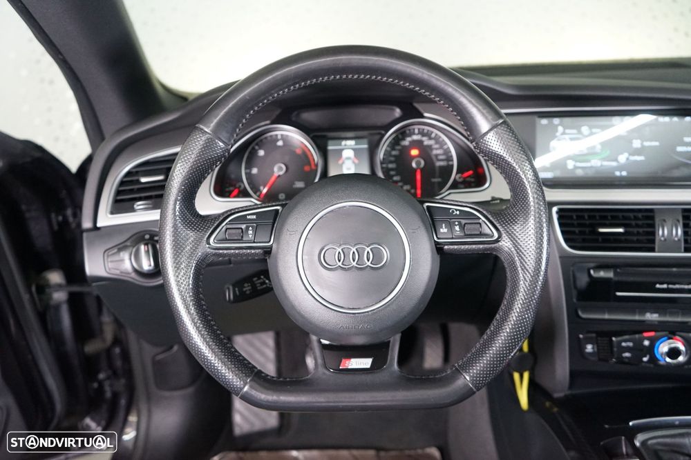 Audi A5 Cabrio 2.0 TDi - 26