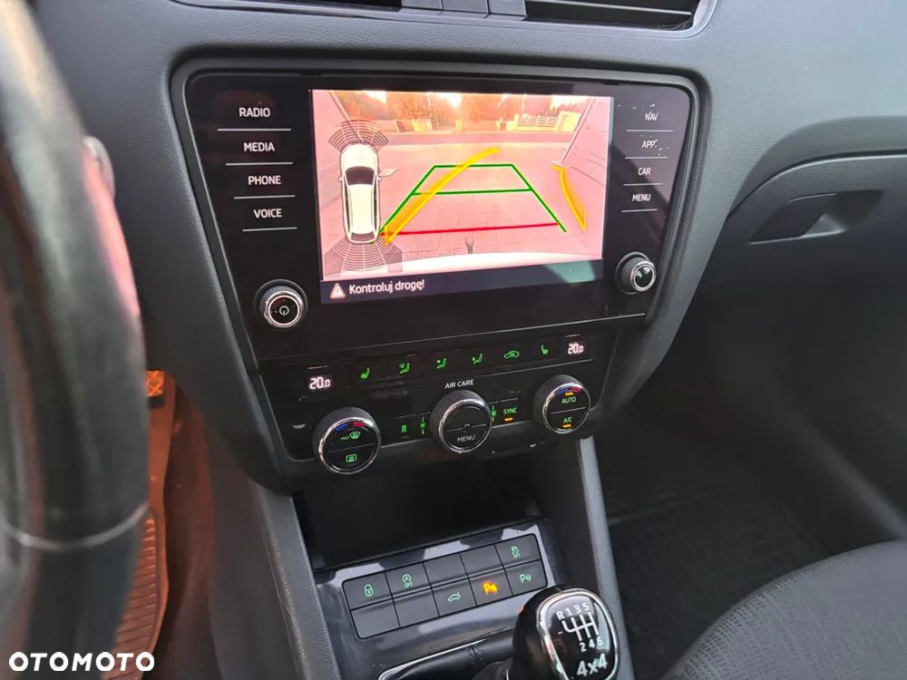 Skoda Octavia 2.0 TDI 4x4 Ambition - 12