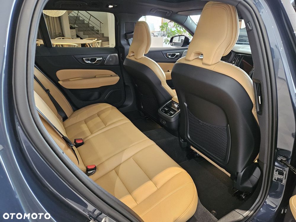 Volvo V60 - 31