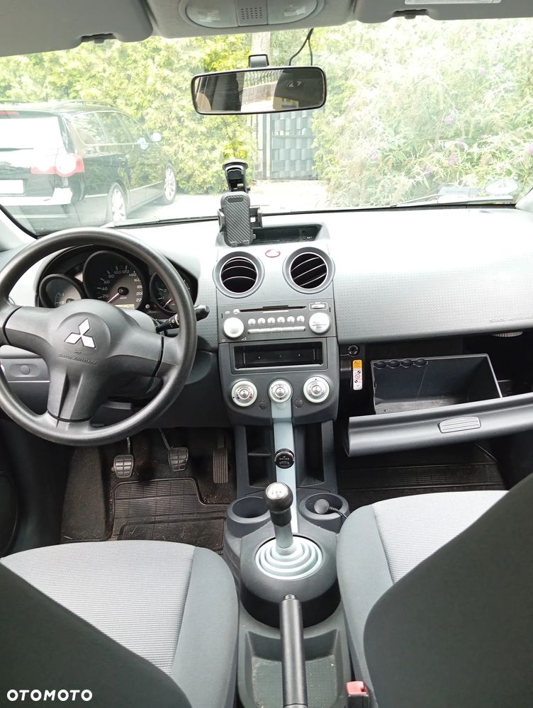 Mitsubishi Colt 1.1 Inform - 11