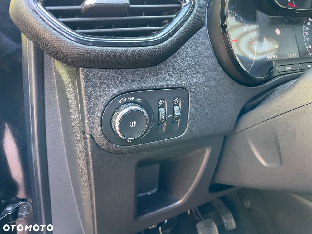 Opel Crossland X - 29