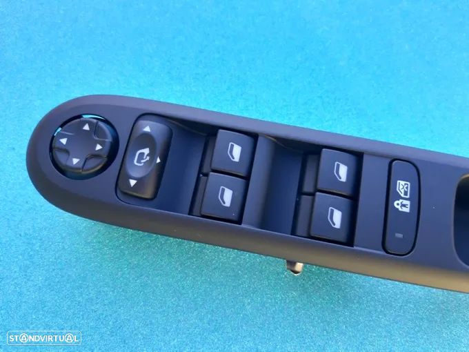 Comando interruptor botão vidros Peugeot 3008 e 5008  NOVO - 2