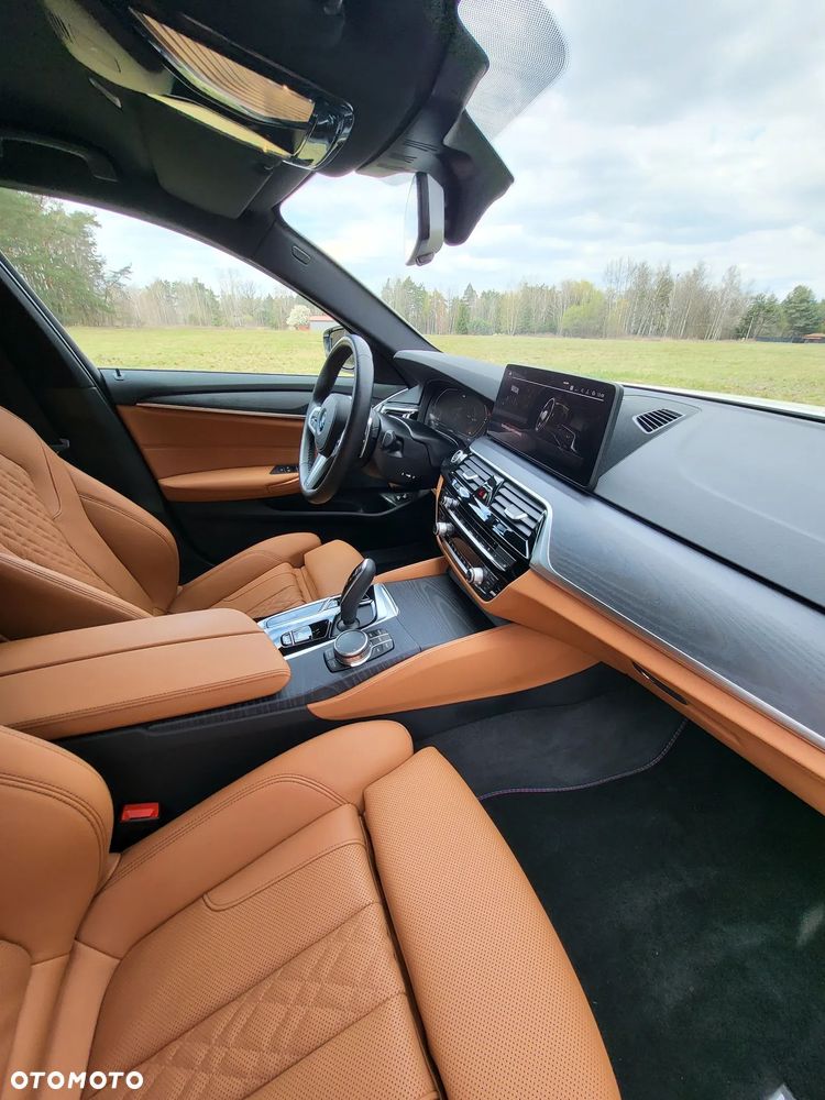 BMW Seria 5 520d mHEV M Sport sport - 13