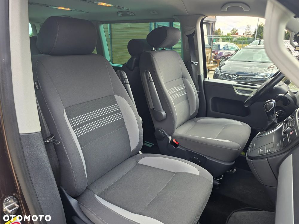 Volkswagen Multivan - 14