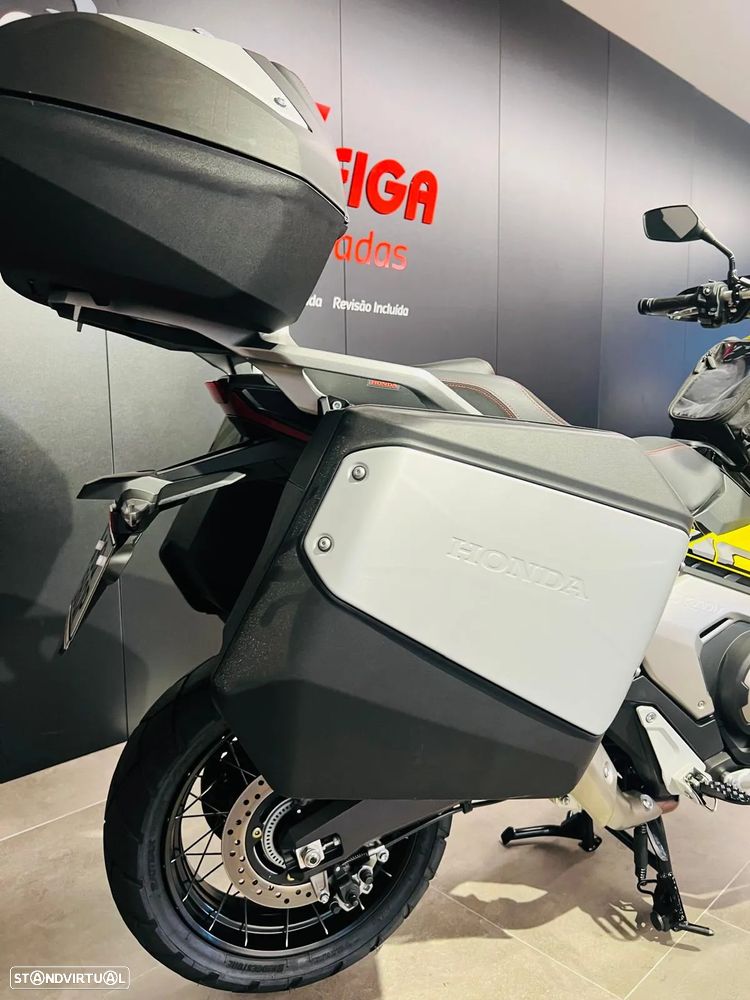 Honda X-ADV 750 Special Edition - 9