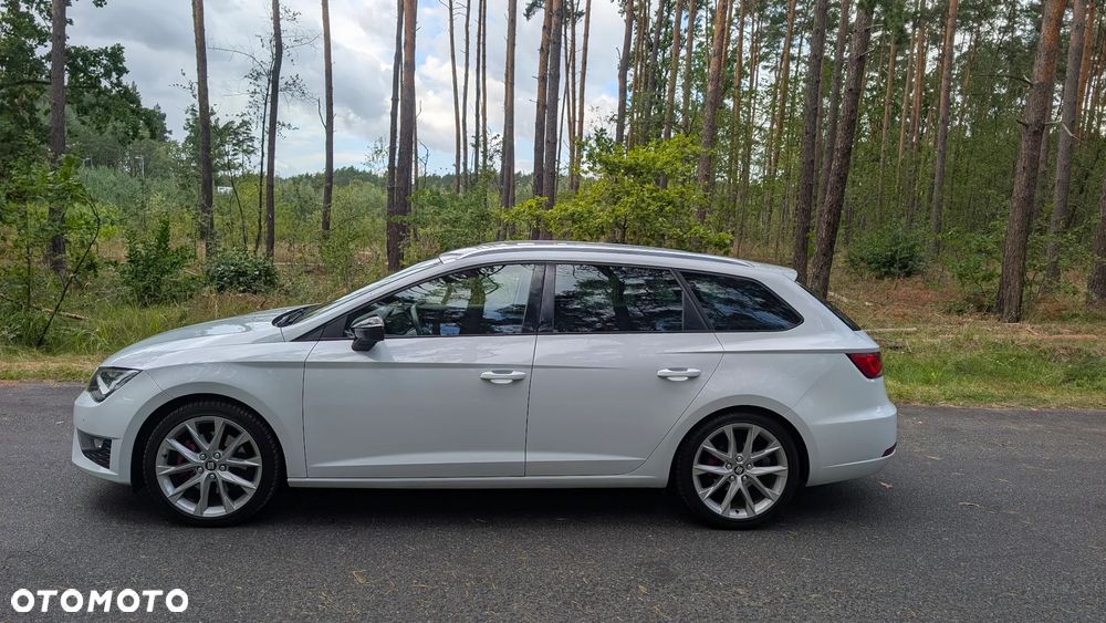 Seat Leon 2.0 TDI DPF Start&Stop DSG FR - 4