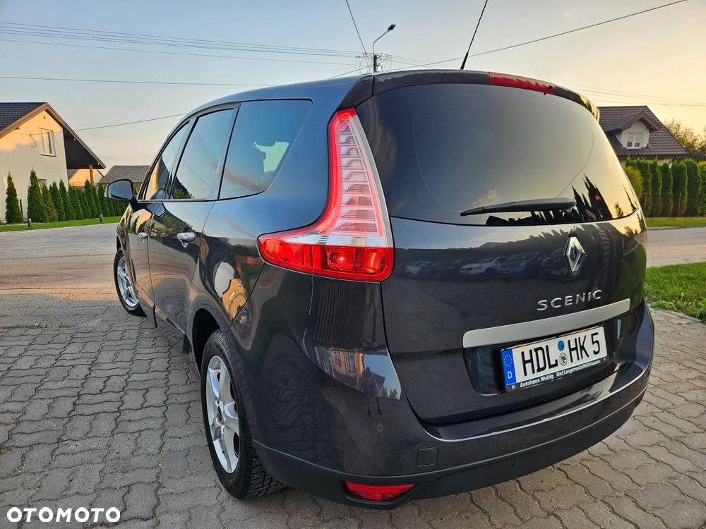 Renault Scenic 2.0 16V Privilege X-Tronic CVT - 10
