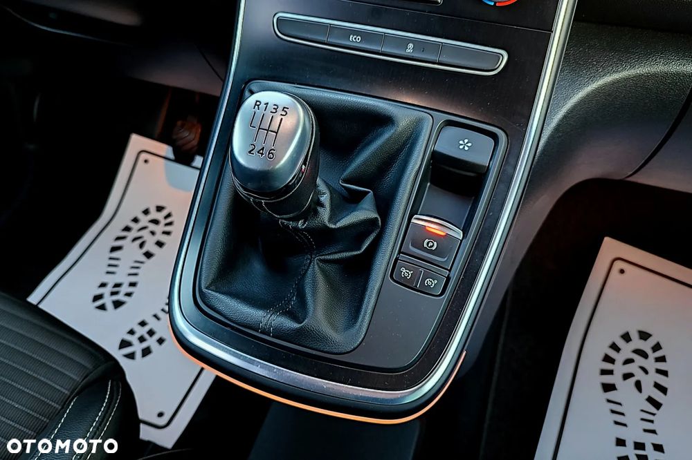 Renault Scenic 1.7 Blue dCi Zen - 15