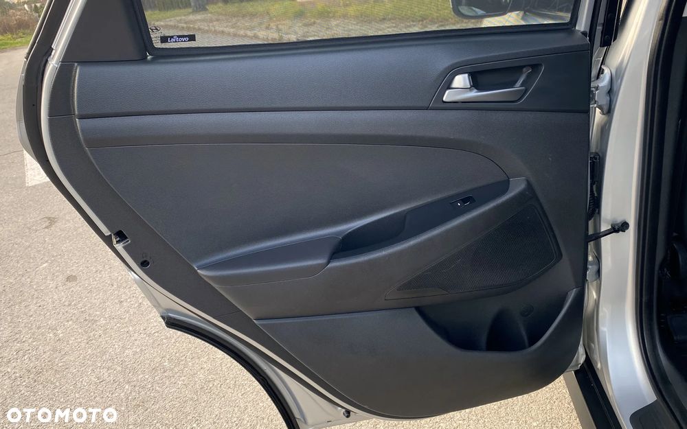 Hyundai Tucson blue 1.7 CRDi 2WD Style - 25