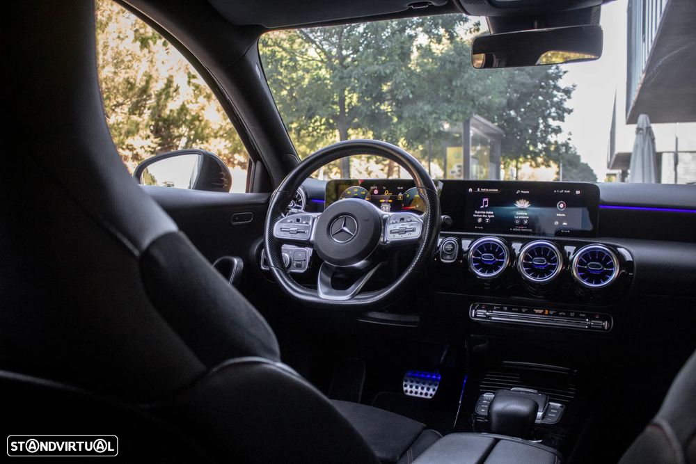Mercedes-Benz A 180 d AMG Line Aut. - 33