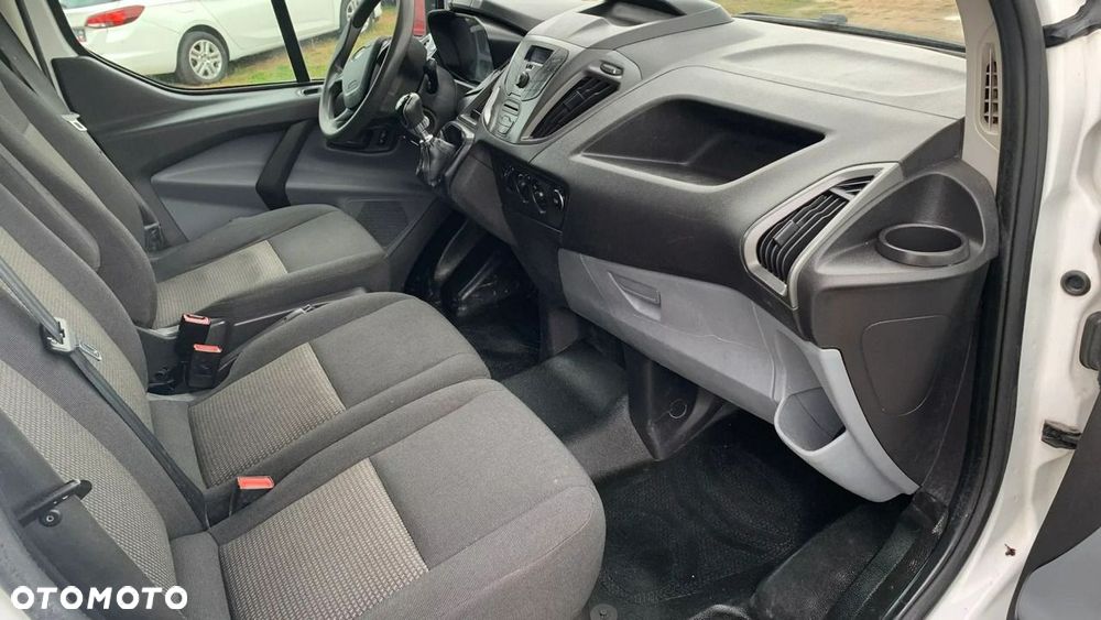 Ford Transit Custom - 10
