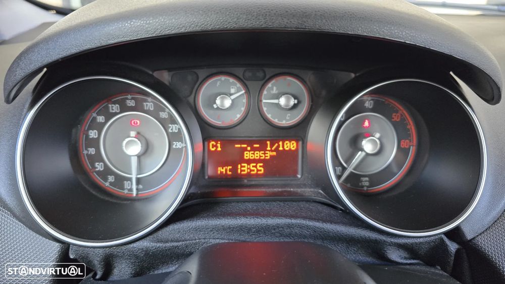 Fiat Punto 1.3 M-Jet Easy S&S - 9