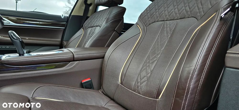 BMW Seria 7 [G11 G12] 19-22 - 16