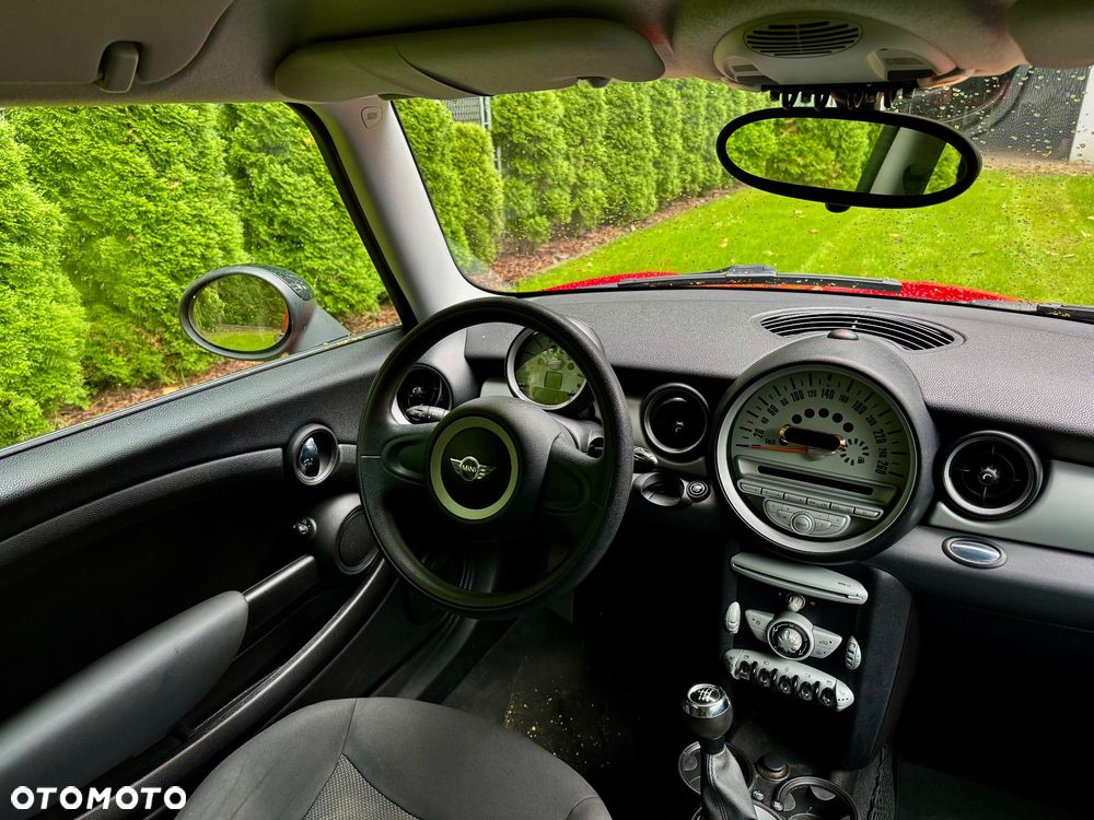 MINI ONE Standard - 7