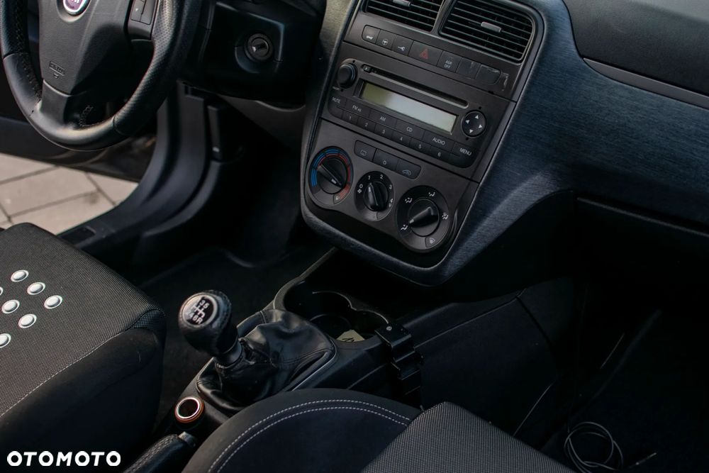 Fiat Grande Punto - 37
