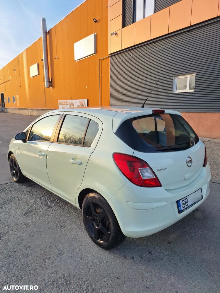 Opel Corsa 1.4 Enjoy - 5