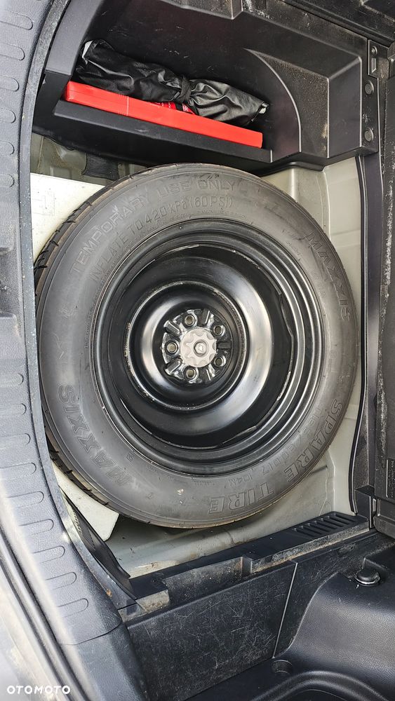 Toyota RAV4 2.0 Premium 4x4 - 9