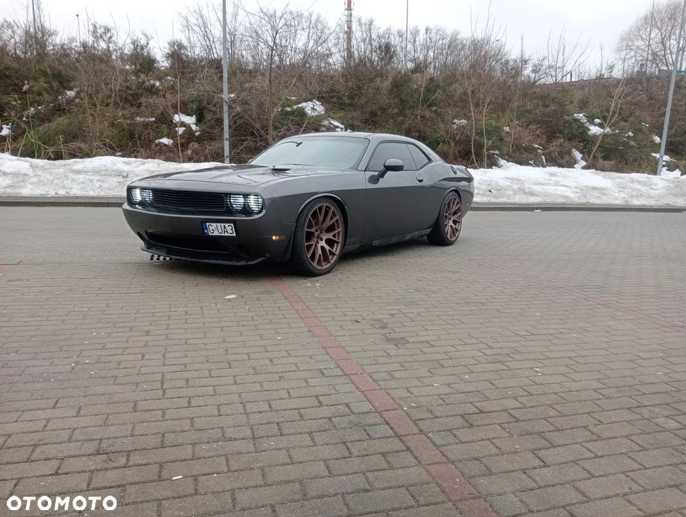 Dodge Challenger - 18