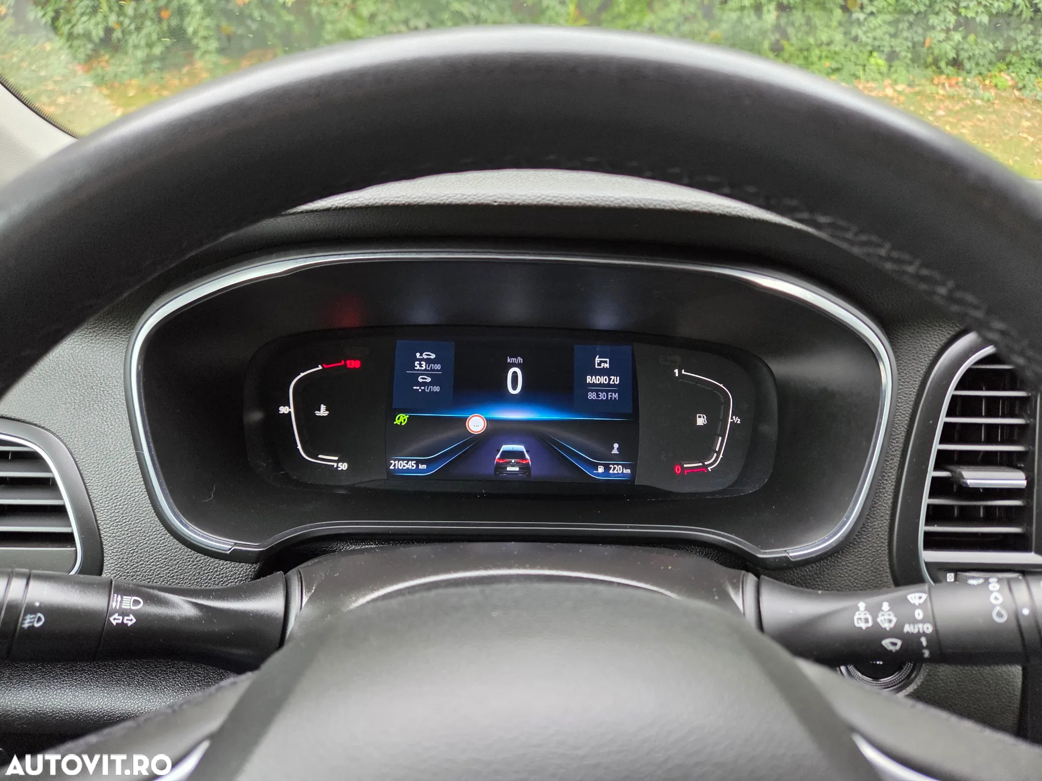 Renault Megane Grandtour BLUE dCi 115 BUSINESS EDITION - 19
