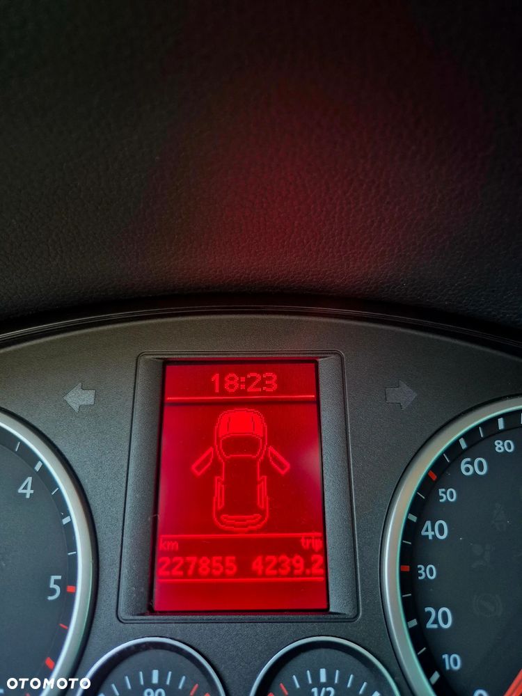 Volkswagen Tiguan 2.0 TDI 4Mot Trend DSG - 9