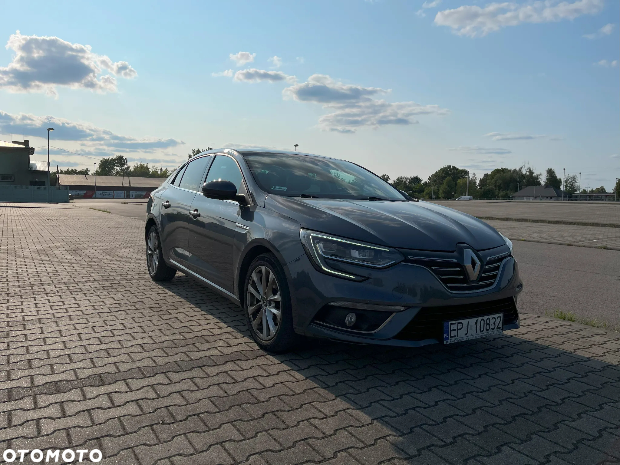 Renault Megane 1.5 dCi Intens - 8