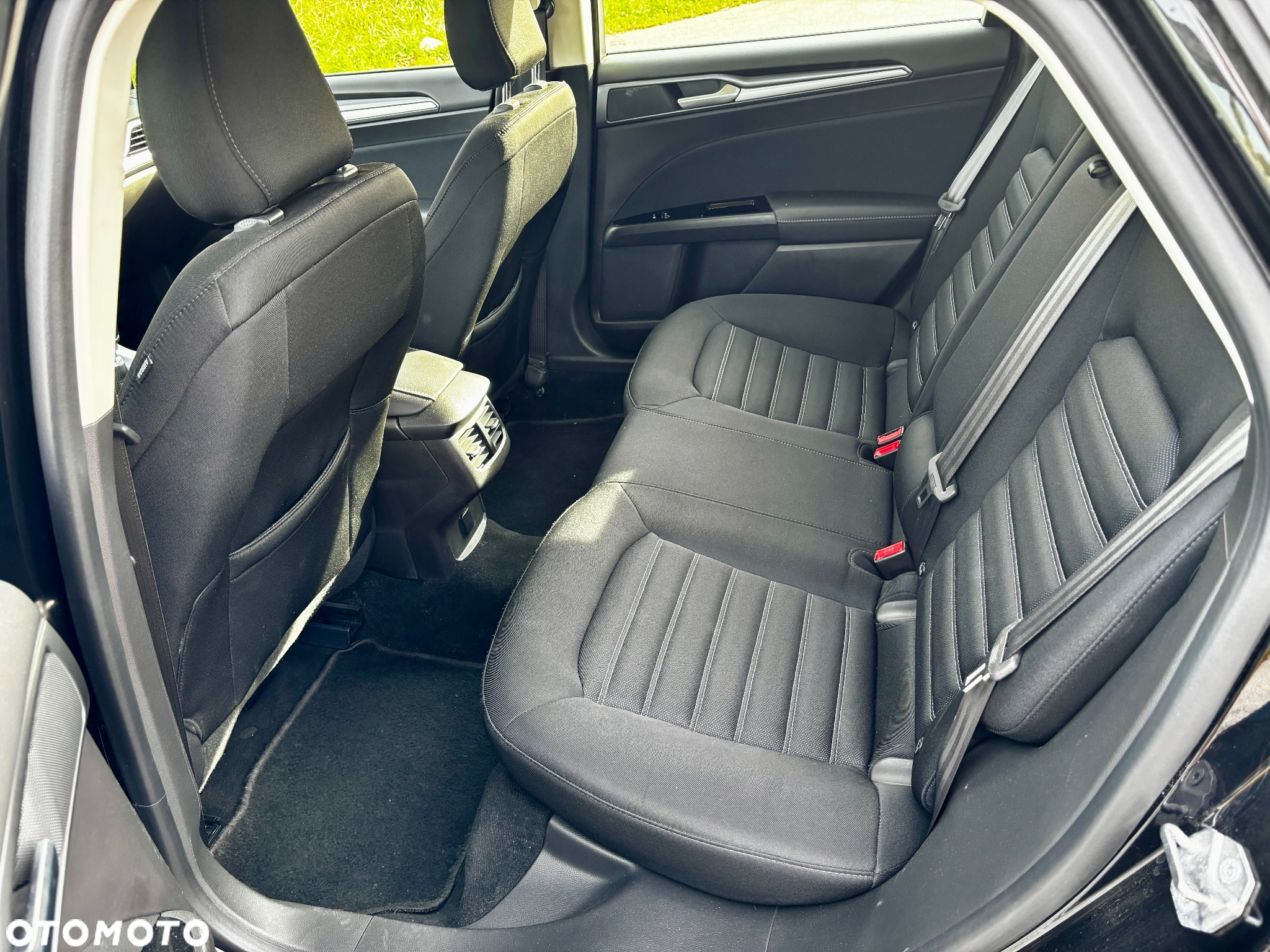 Ford Mondeo 1.5 EcoBoost Trend - 10