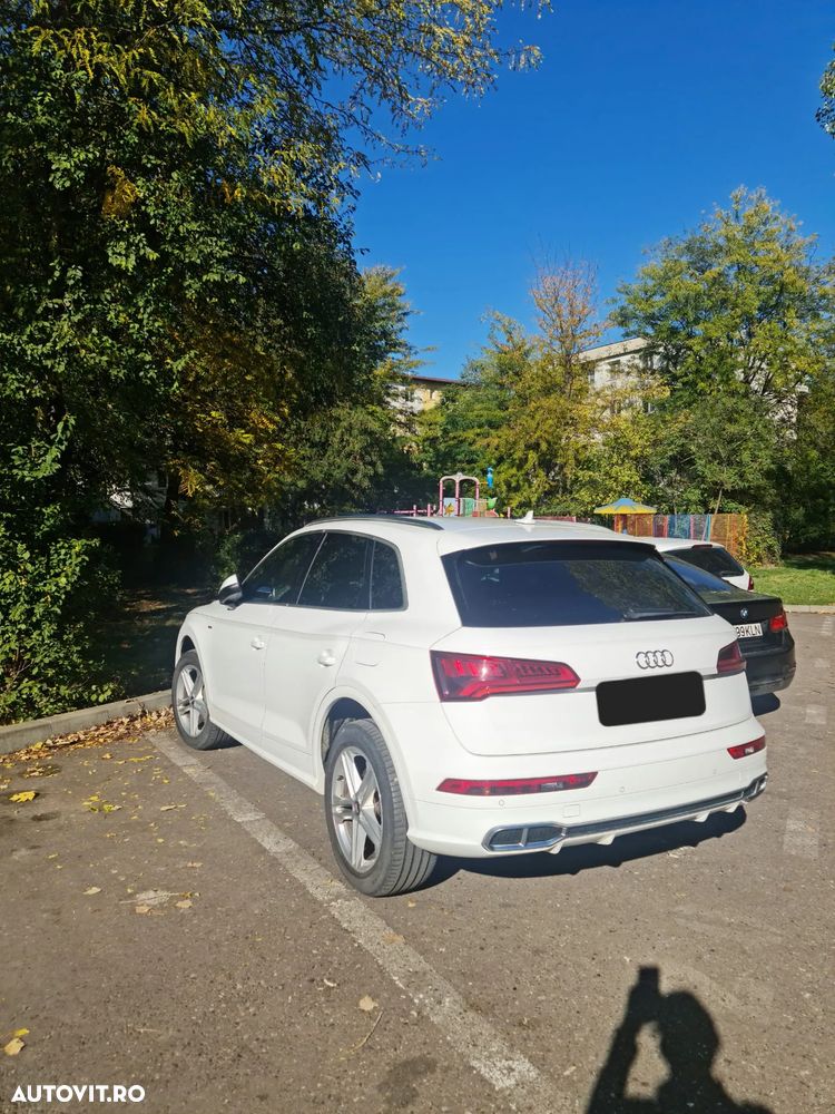 Audi Q5 55 TFSIe quattro S tronic S line - 4