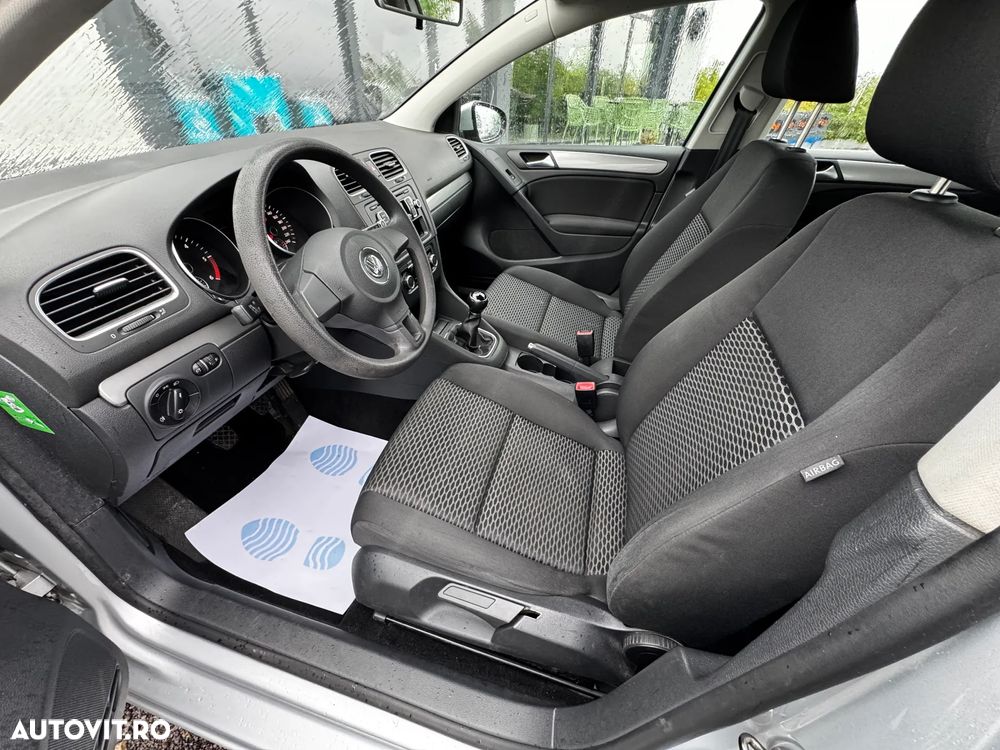 Volkswagen Golf 2.0 TDI DPF Trendline - 11