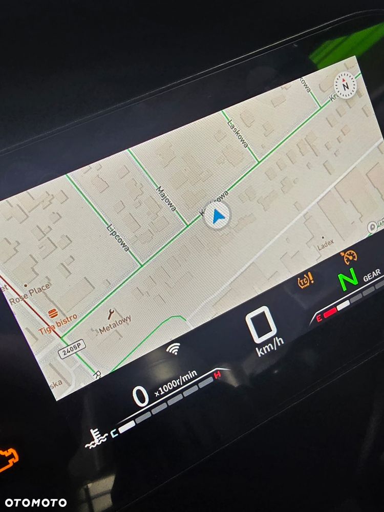 QJMOTOR SRK 800RR - 9