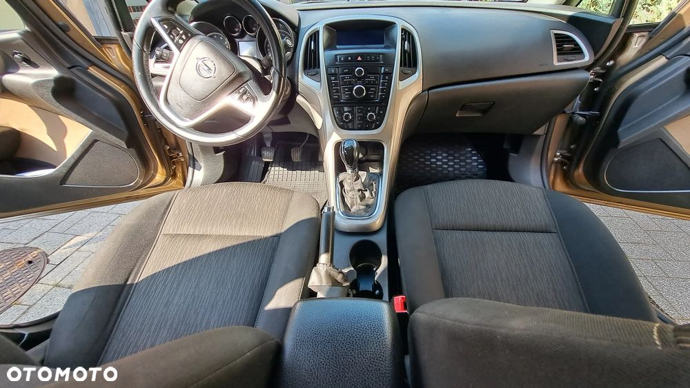 Opel Astra 1.6 Business - 11