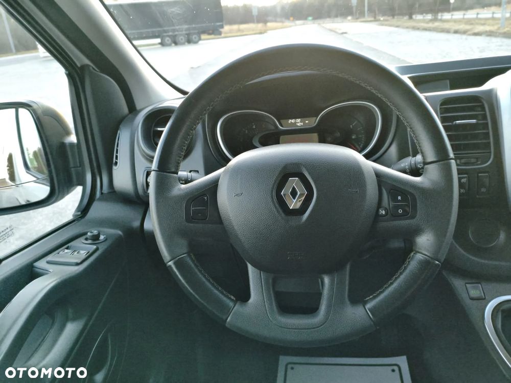 Renault Trafic 2.0 dCi - 36